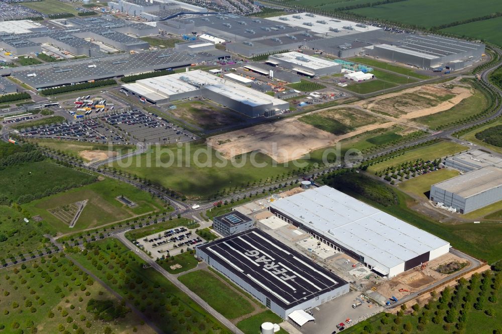 Luftaufnahme Leipzig - Baustelle zum Neubau eines Logistikzentrum an der BMW-Allee in Leipzig im Bundesland Sachsen, Deutschland