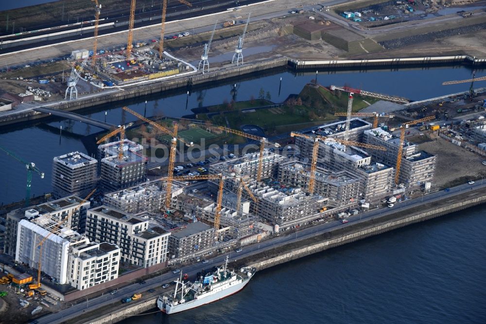 Luftaufnahme Hamburg - Baustelle zum Neubau einer Mehrfamilienhaus-Wohnanlage an der Baakenallee im Ortsteil HafenCity in Hamburg, Deutschland