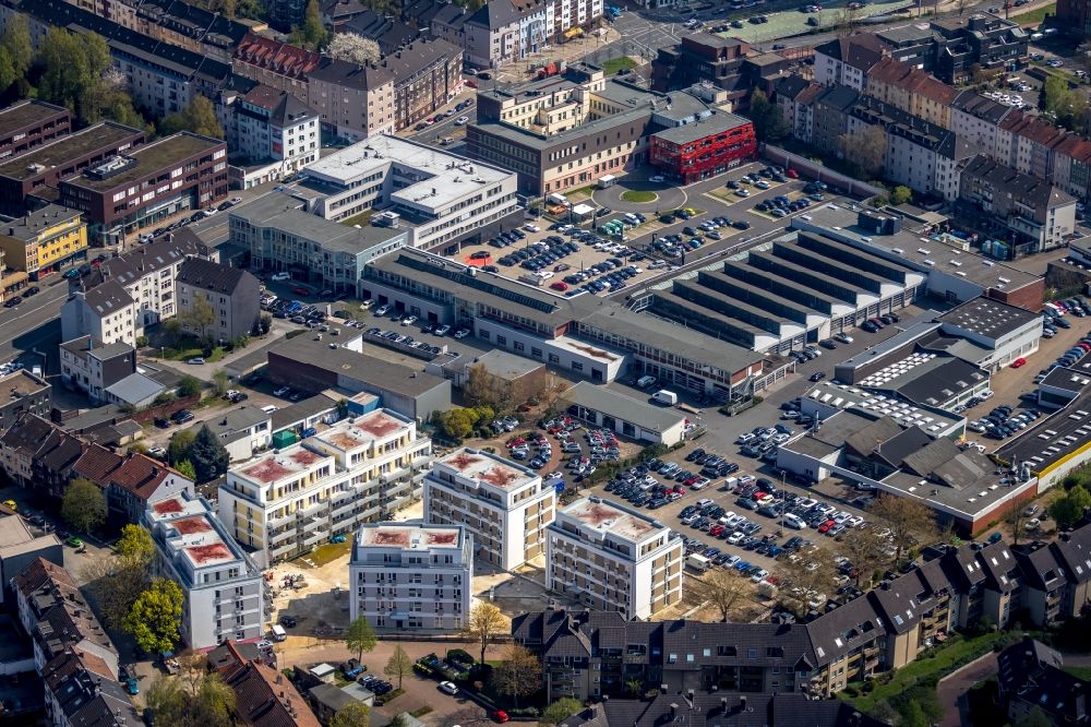 Bochum von oben - Baustelle zum Neubau einer Mehrfamilienhaus-Wohnanlage in Bochum im Bundesland Nordrhein-Westfalen