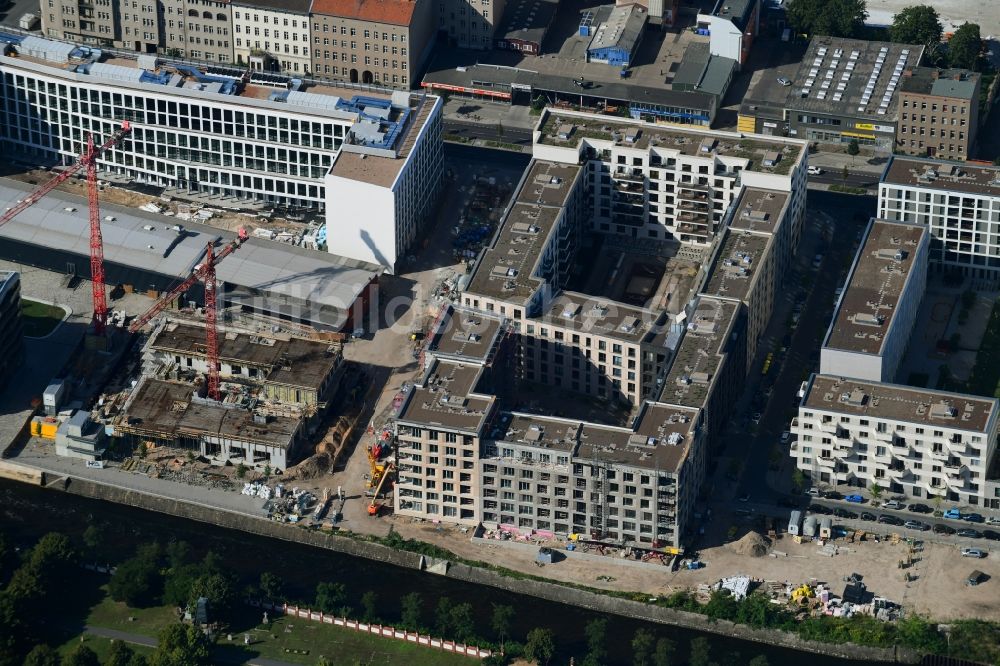 Berlin von oben - Baustelle zum Neubau einer Mehrfamilienhaus-Wohnanlage Budapester Höfe in der Europacity in Berlin, Deutschland