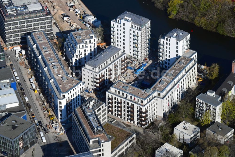 Luftbild Berlin - Baustelle zum Neubau einer Mehrfamilienhaus-Wohnanlage No.1 Charlottenburg in Berlin, Deutschland