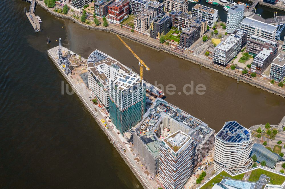 Luftbild Hamburg - Baustelle zum Neubau einer Mehrfamilienhaus-Wohnanlage der DC DEVELOPMENTS GMBH & CO. KG im Ortsteil HafenCity in Hamburg, Deutschland