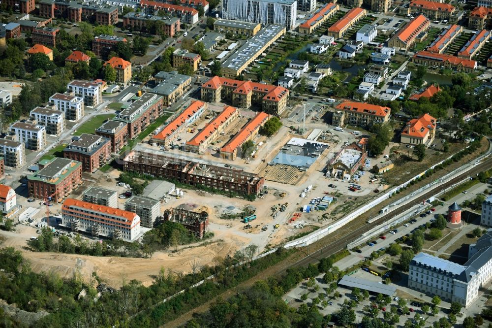 Leipzig von oben - Baustelle zum Neubau einer Mehrfamilienhaus-Wohnanlage auf dem ehemaligen Kasernengelände in Leipzig im Bundesland Sachsen, Deutschland