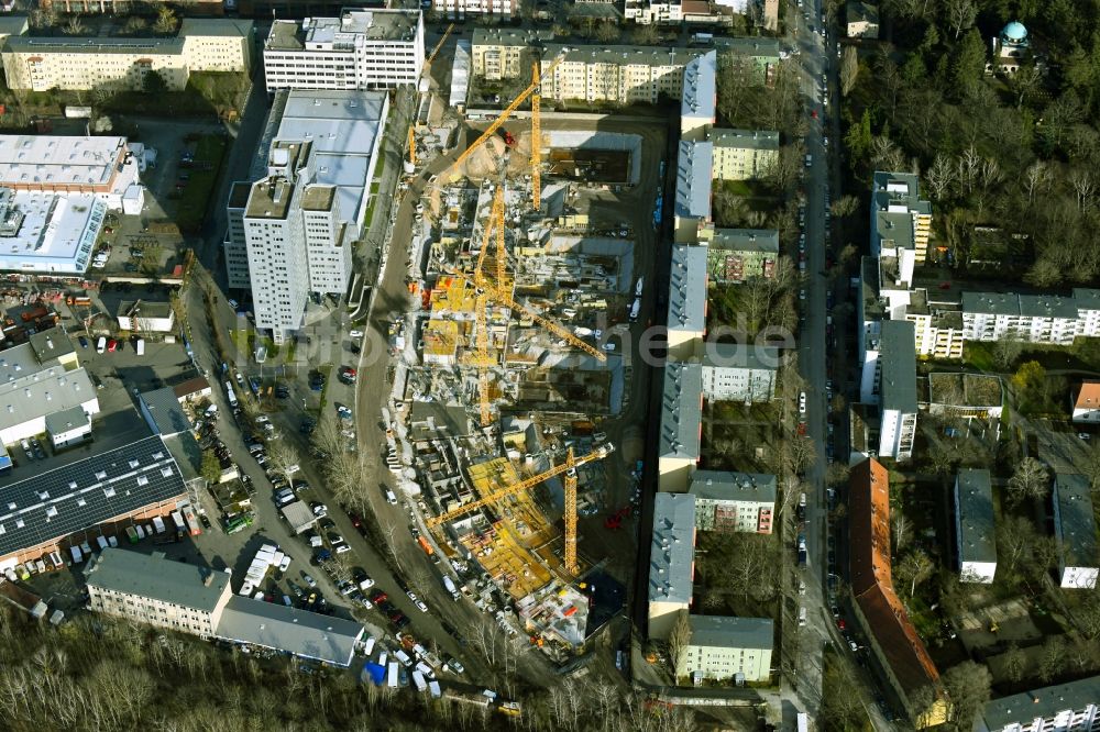 Luftbild Berlin - Baustelle zum Neubau einer Mehrfamilienhaus-Wohnanlage Eythstraße Ecke Bessemerstraße im Ortsteil Schöneberg in Berlin, Deutschland
