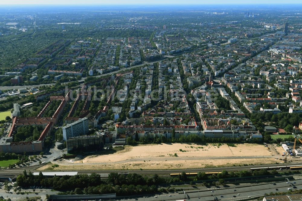 Berlin von oben - Baustelle zum Neubau einer Mehrfamilienhaus-Wohnanlage Friedenauer Höhe im Ortsteil Wilmersdorf in Berlin, Deutschland