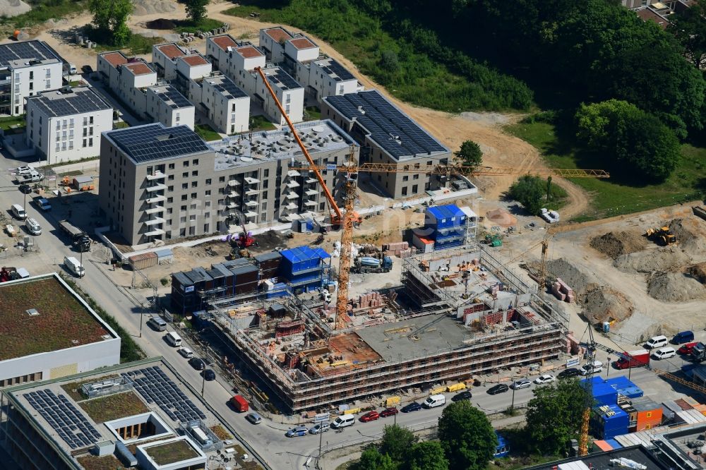 Luftbild München - Baustelle zum Neubau einer Mehrfamilienhaus-Wohnanlage der GEWOFAG Holding GmbH im Ortsteil Bogenhausen in München im Bundesland Bayern, Deutschland