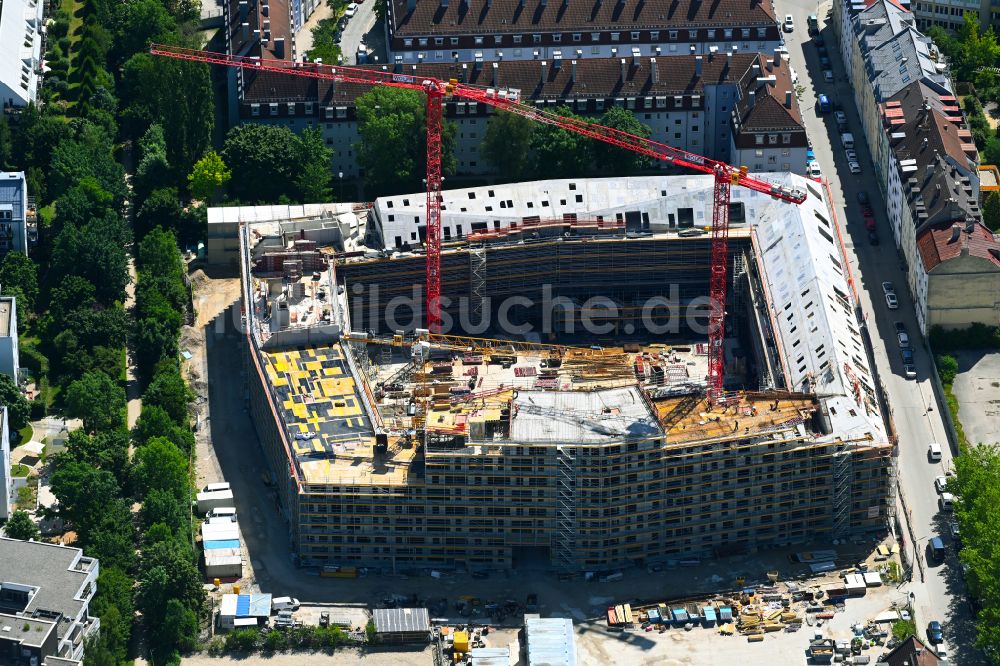 München von oben - Baustelle zum Neubau einer Mehrfamilienhaus-Wohnanlage Gmunder Höfe in München im Bundesland Bayern, Deutschland