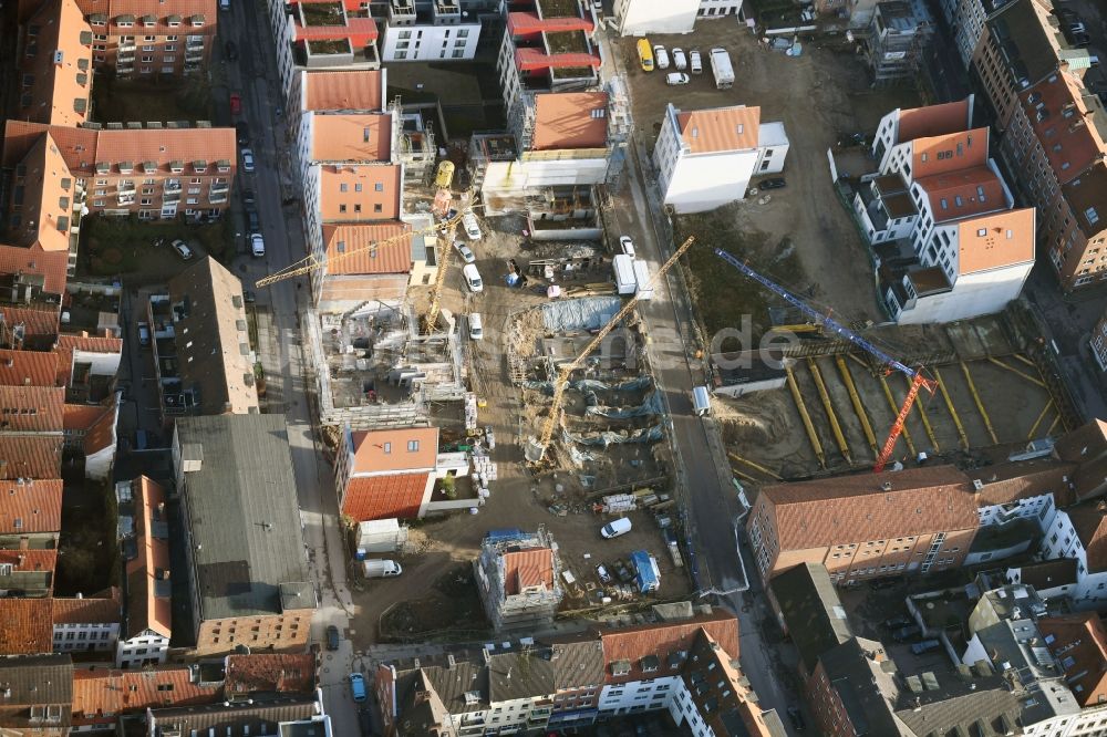 Luftbild Lübeck - Baustelle zum Neubau einer Mehrfamilienhaus-Wohnanlage am Gründungsviertel der Grundstücksgesellschaft TRAVE mbH in Lübeck im Bundesland Schleswig-Holstein