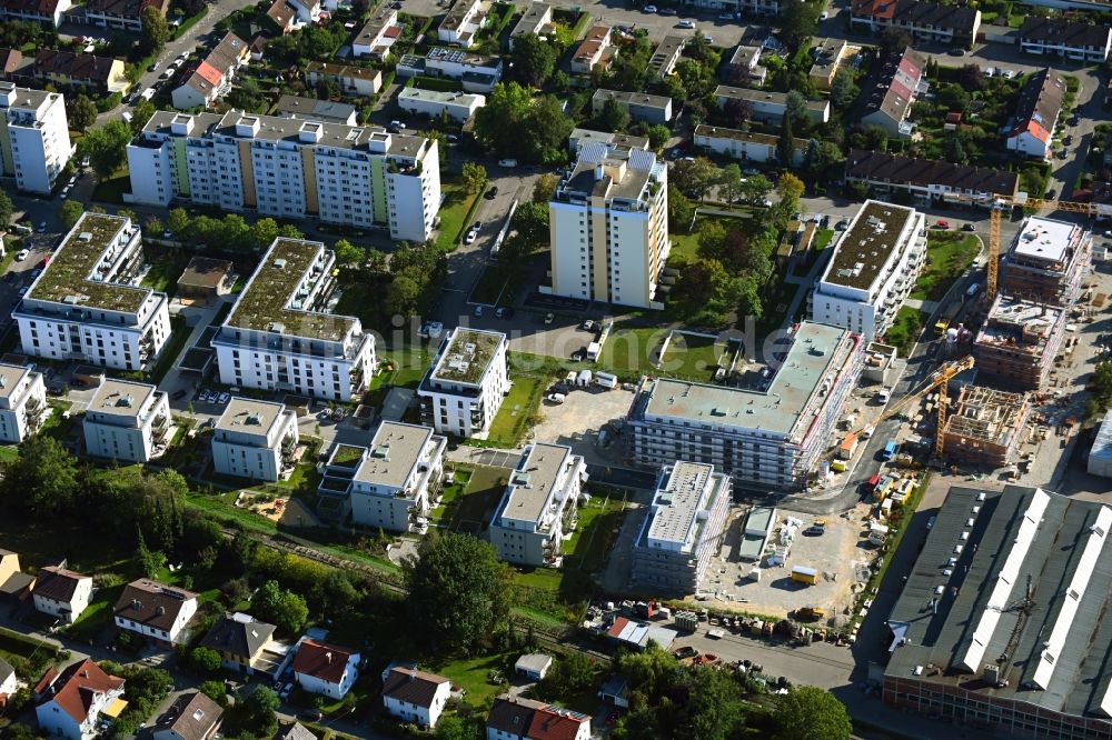 Luftbild Neusäß - Baustelle zum Neubau einer Mehrfamilienhaus-Wohnanlage an der Gustav-Mahler-Straße in Neusäß im Bundesland Bayern, Deutschland