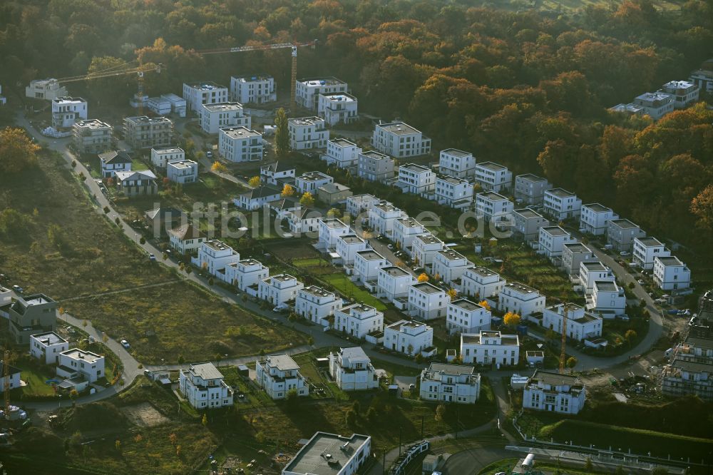Potsdam von oben - Baustelle zum Neubau einer Mehrfamilienhaus-Wohnanlage am Jungfernsee in Potsdam im Bundesland Brandenburg, Deutschland