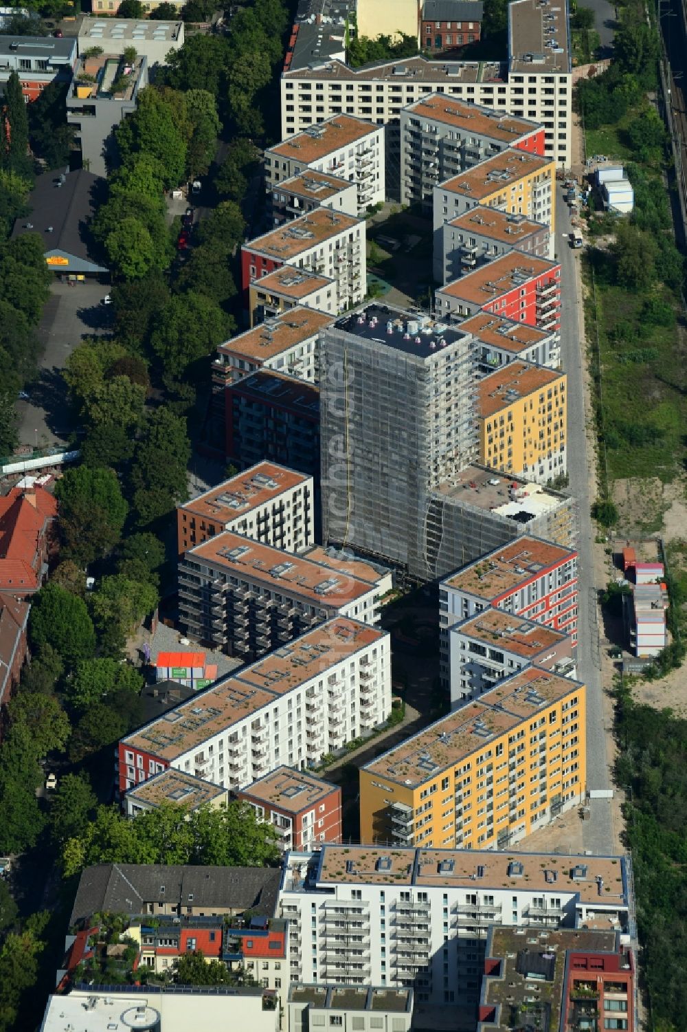 Luftaufnahme Berlin - Baustelle zum Neubau einer Mehrfamilienhaus-Wohnanlage Kruppstraße - Lehrter Straße in Berlin