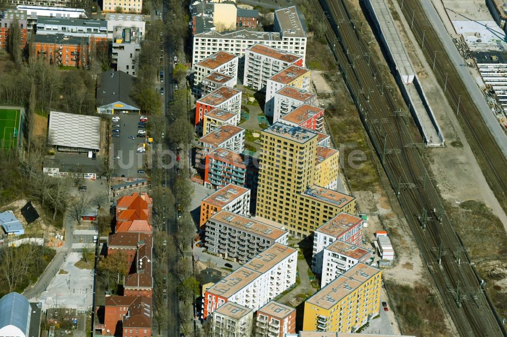 Luftbild Berlin - Baustelle zum Neubau einer Mehrfamilienhaus-Wohnanlage Kruppstraße - Lehrter Straße in Berlin