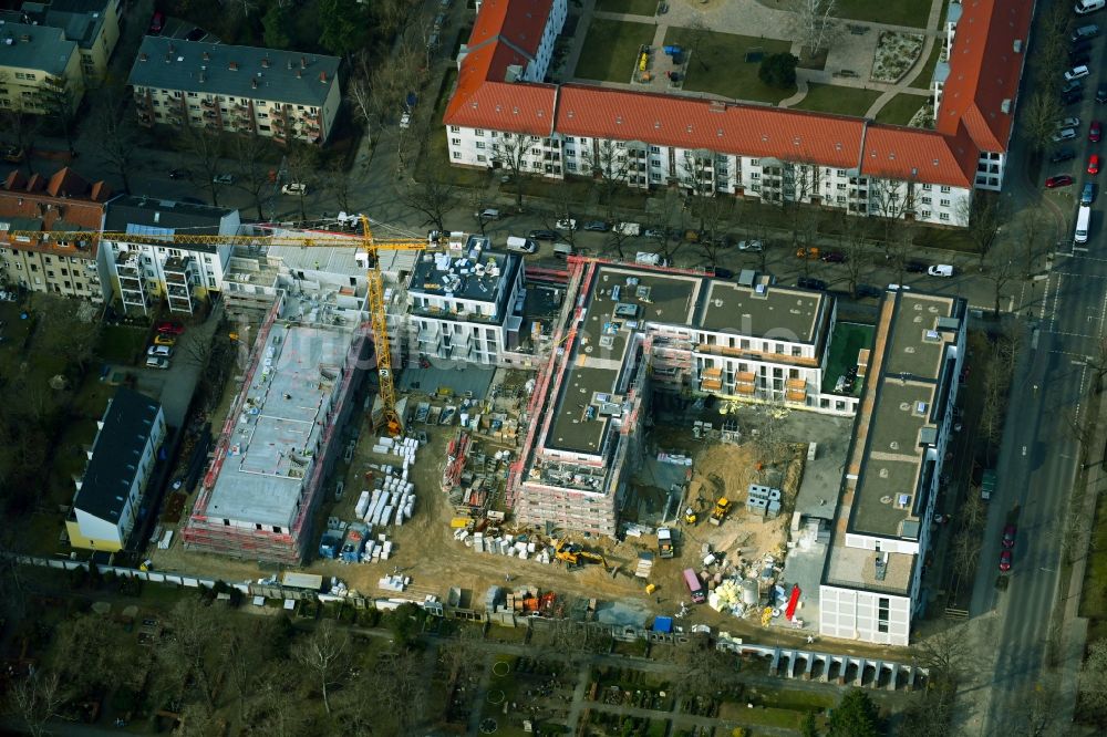 Luftbild Berlin - Baustelle zum Neubau einer Mehrfamilienhaus-Wohnanlage Lankwitzer Hofgärten im Ortsteil Lankwitz in Berlin, Deutschland