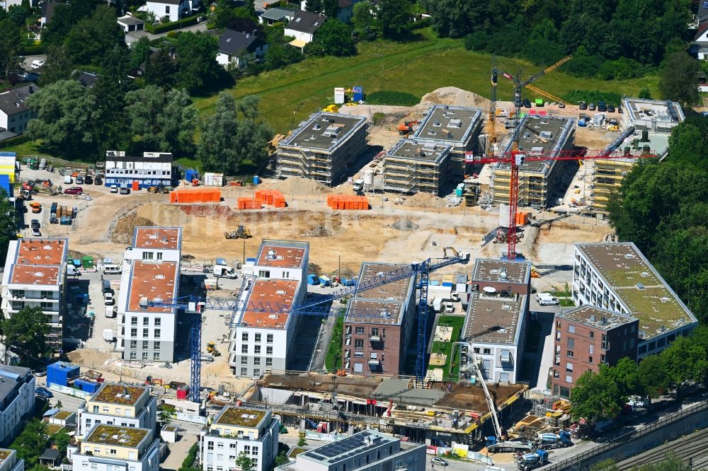 München von oben - Baustelle zum Neubau einer Mehrfamilienhaus-Wohnanlage Marianne-Hoppe-Straße - Henschelstraße - Federseestraße in München im Bundesland Bayern, Deutschland
