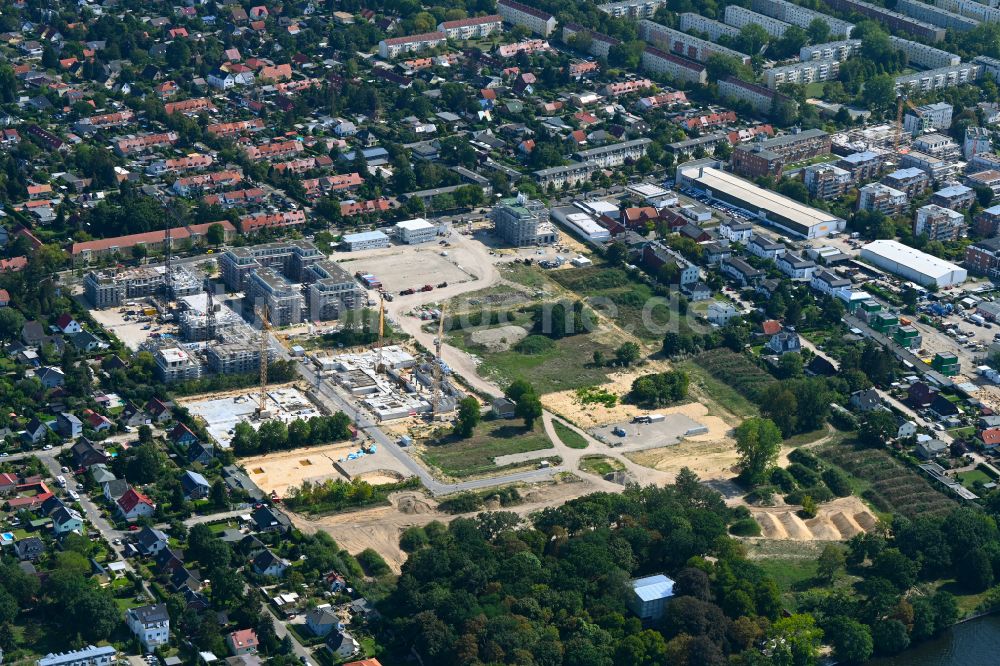 Luftaufnahme Berlin - Baustelle zum Neubau einer Mehrfamilienhaus-Wohnanlage Marienufer in Berlin, Deutschland