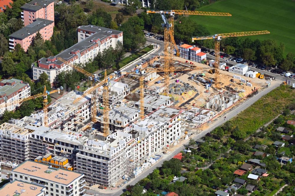 Luftaufnahme Berlin - Baustelle zum Neubau einer Mehrfamilienhaus-Wohnanlage Maximilians Quartier in Berlin, Deutschland