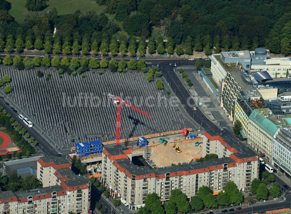 Luftbild Berlin - Baustelle zum Neubau einer Mehrfamilienhaus-Wohnanlage der MUC Real Estate GmbH im Ortsteil Mitte in Berlin, Deutschland