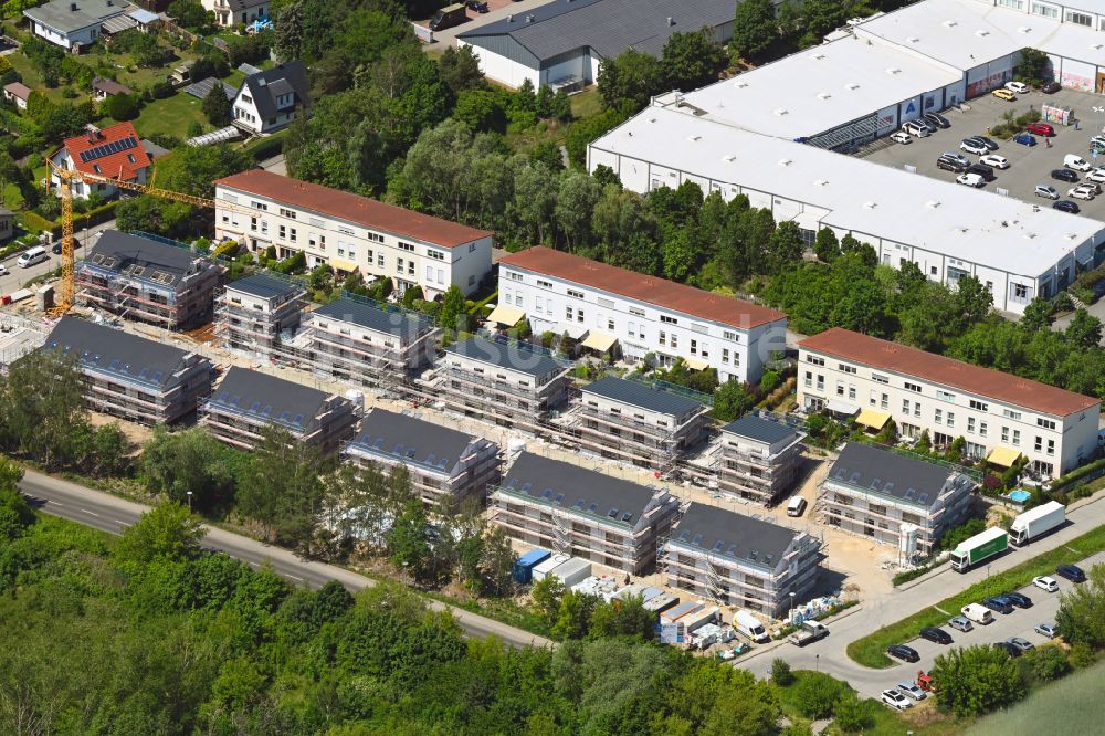 Luftbild Berlin - Baustelle zum Neubau einer Mehrfamilienhaus-Wohnanlage Am Niederfeld - Rosenhagener Straße - Hohenseeweg - Steffenshagener Straße in Berlin, Deutschland