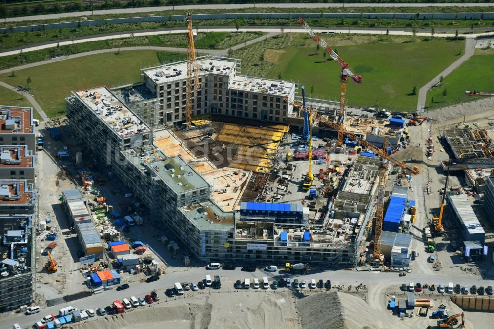 Luftaufnahme München - Baustelle zum Neubau einer Mehrfamilienhaus-Wohnanlage PANDiON PENTA in München im Bundesland Bayern, Deutschland