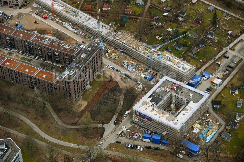 Luftbild Hamburg - Baustelle zum Neubau einer Mehrfamilienhaus- Wohnanlage Pergolenviertel im Ortsteil Winterhude in Hamburg, Deutschland