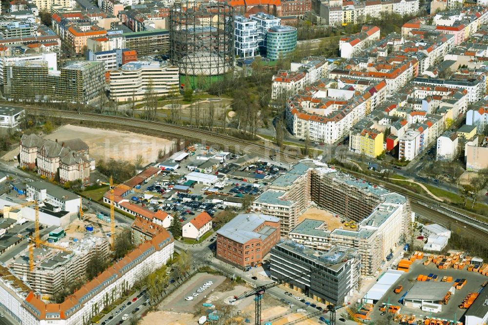 Luftbild Berlin - Baustelle zum Neubau einer Mehrfamilienhaus-Wohnanlage Stadtquartier Südkreuz im Ortsteil Schöneberg in Berlin, Deutschland