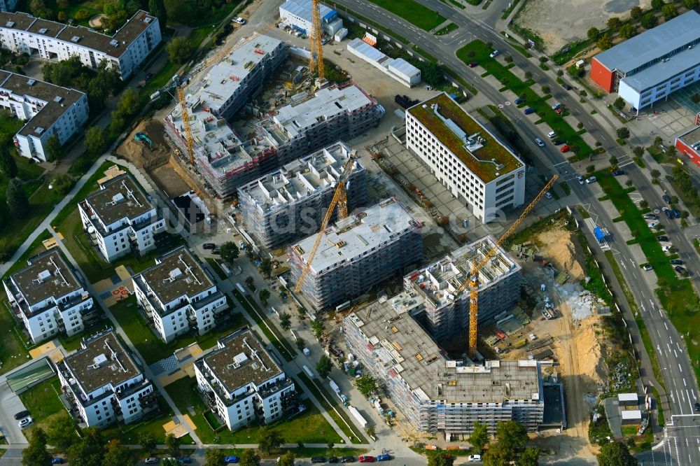 Luftbild Schönefeld - Baustelle zum Neubau einer Mehrfamilienhaus-Wohnanlage der STRABAG SE in Schönefeld im Bundesland Brandenburg, Deutschland