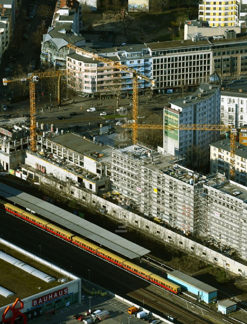 Luftbild Berlin - Baustelle zum Neubau einer Mehrfamilienhaus-Wohnanlage Tor zum Ku'damm in Berlin, Deutschland