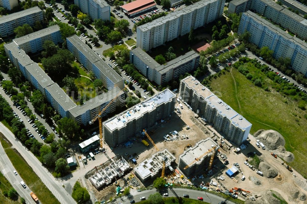 Luftbild Berlin - Baustelle zum Neubau einer Mehrfamilienhaus-Wohnanlage Trusetaler Straße Ecke Wuhletalstraße im Ortsteil Marzahn in Berlin, Deutschland