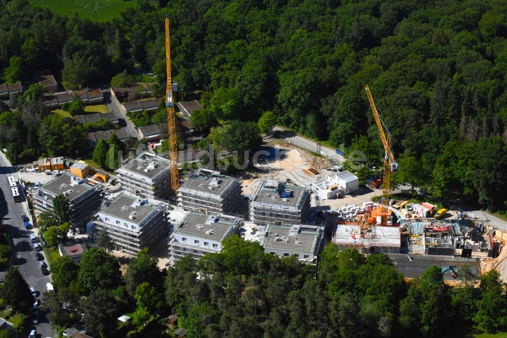 Luftaufnahme Wiesbaden - Baustelle zum Neubau einer Mehrfamilienhaus-Wohnanlage Waldviertel in Wiesbaden im Bundesland Hessen, Deutschland