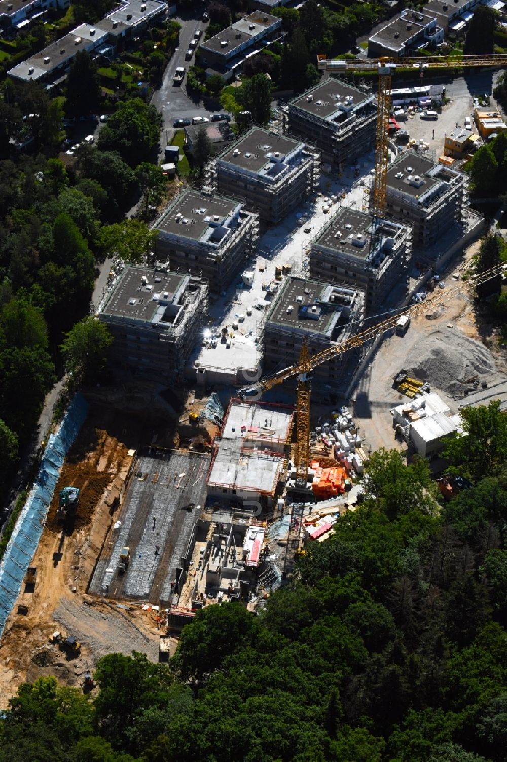 Luftbild Wiesbaden - Baustelle zum Neubau einer Mehrfamilienhaus-Wohnanlage Waldviertel in Wiesbaden im Bundesland Hessen, Deutschland