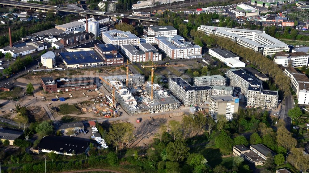 Bonn von oben - Baustelle zum Neubau einer Mehrfamilienhaus-Wohnanlage West Side im Ortsteil Endenich in Bonn im Bundesland Nordrhein-Westfalen, Deutschland