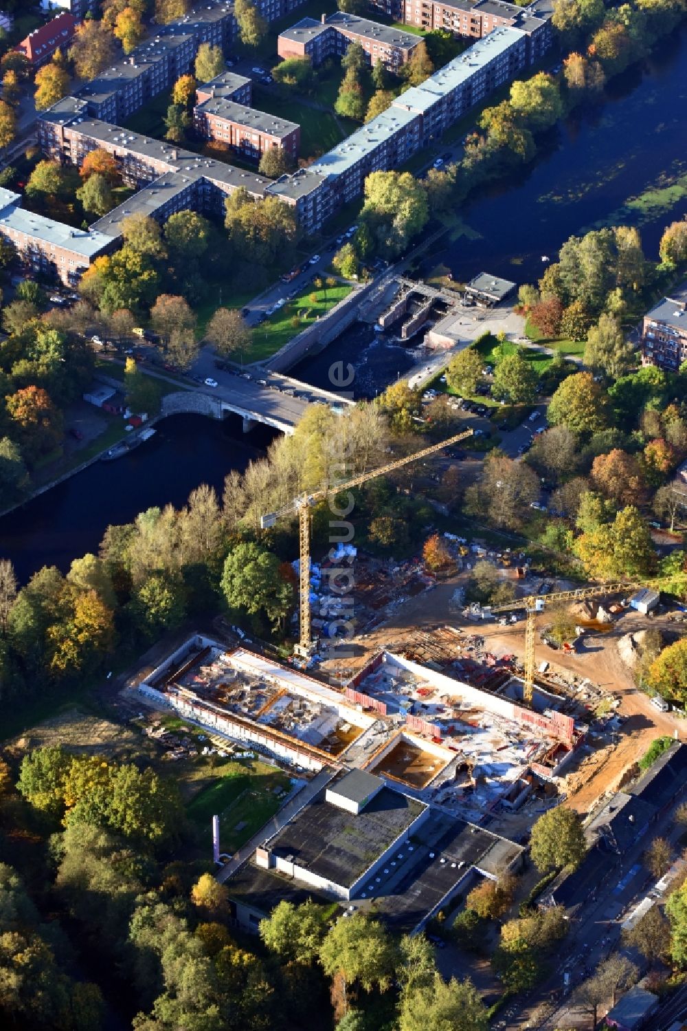 Luftbild Hamburg - Baustelle zum Neubau einer Mehrfamilienhaus-Wohnanlage Wohnen am Alsterlauf im Ortsteil Hamburg-Nord in Hamburg, Deutschland