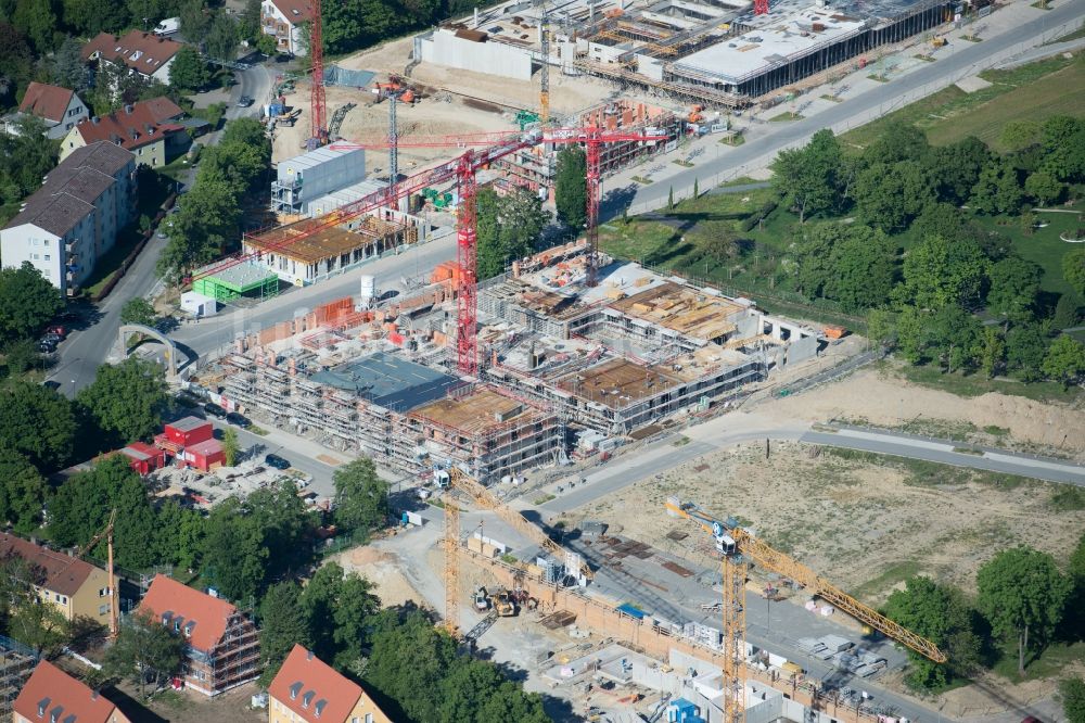 Luftbild Würzburg - Baustelle zum Neubau einer Mehrfamilienhaus-Wohnanlage Wohnen am Terrassenpark im Ortsteil Frauenland in Würzburg im Bundesland Bayern, Deutschland