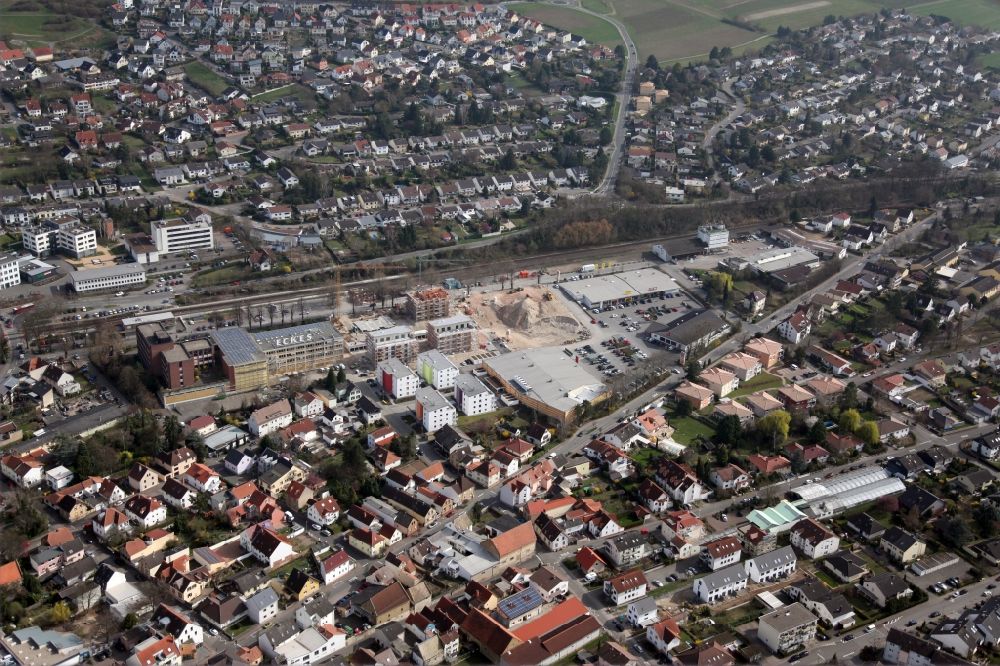 Nieder-Olm von oben - Baustelle zum Neubau einer Mehrfamilienhaus-Wohnanlage, des Wohnparks an der Ludwig-Eckes-Allee, in Nieder-Olm im Bundesland Rheinland-Pfalz