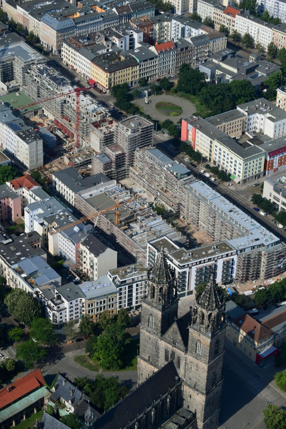 Luftbild Magdeburg - Baustelle zum Neubau einer Mehrfamilienhaus-Wohnanlage im Zentrum in Magdeburg im Bundesland Sachsen-Anhalt, Deutschland