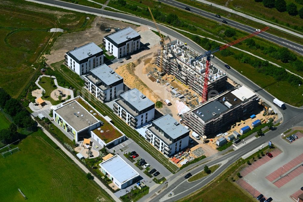 Luftaufnahme Wolfsburg - Baustelle zum Neubau einer Mehrfamilienhaus-Wohnanlage Zur Wildzähnecke in Wolfsburg im Bundesland Niedersachsen, Deutschland