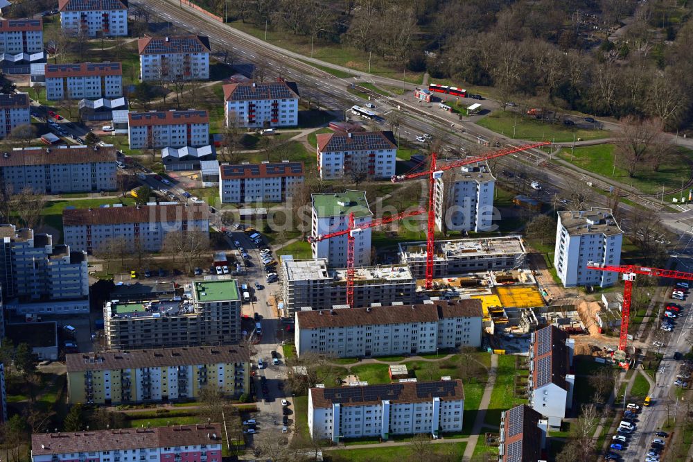 Luftbild Karlsruhe - Baustelle zum Neubau einer Mehrfamilienhaus-Wohnhauses im Rintheimer Feld in Karlsruhe im Bundesland Baden-Württemberg, Deutschland
