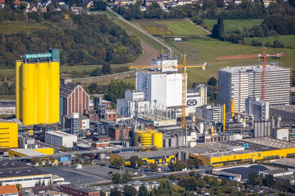 Hamm von oben - Baustelle zum Neubau eines Mühlenwerkes am Hammer Hafen im Ortsteil Heessen in Hamm im Bundesland Nordrhein-Westfalen, Deutschland