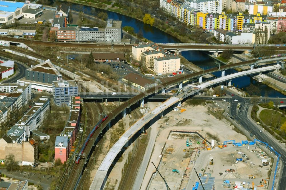 Berlin von oben - Baustelle zum Neubau der Nordring- Anbindung S21 der S-Bahn in Berlin