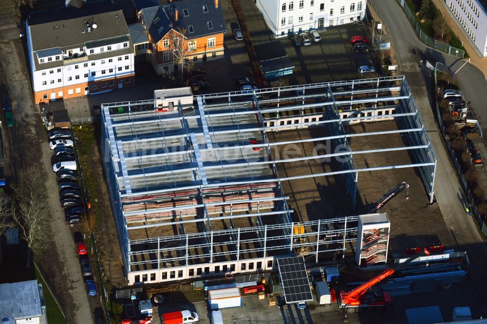 Bernau aus der Vogelperspektive: Baustelle zum Neubau des Parkhauses in Bernau im Bundesland Brandenburg, Deutschland