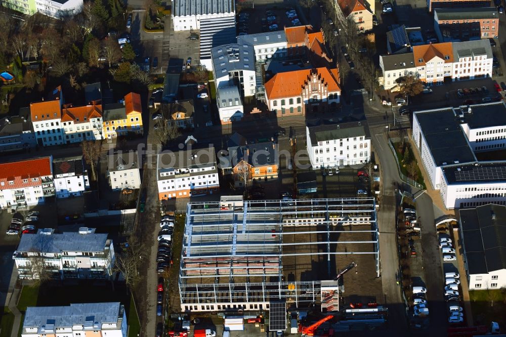 Luftaufnahme Bernau - Baustelle zum Neubau des Parkhauses in Bernau im Bundesland Brandenburg, Deutschland