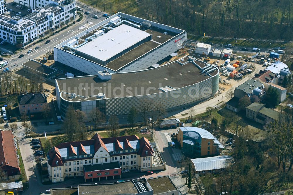 Luftbild Bernau - Baustelle zum Neubau des Parkhauses und Mehrzweckhalle am Ladeburger Dreieck in Bernau im Bundesland Brandenburg, Deutschland