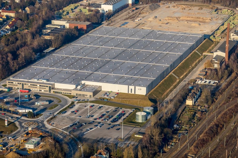 Bochum aus der Vogelperspektive: Baustelle zum Neubau von Produktions- und Logistik- Hallen am OPEL Werk II und III in Langendreer in Bochum im Bundesland Nordrhein-Westfalen