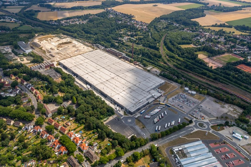 Bochum von oben - Baustelle zum Neubau von Produktions- und Logistik- Hallen am OPEL Werk II und III in Langendreer in Bochum im Bundesland Nordrhein-Westfalen