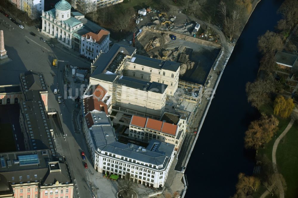 Luftbild Potsdam - Baustelle zum Neubau des Quartiers HQ Humboldt in Potsdam im Bundesland Brandenburg