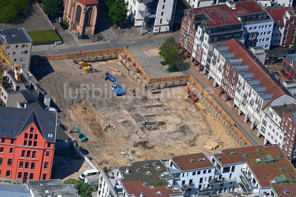 Luftbild Rostock - Baustelle zum Neubau des Rosengarten Center in Rostock im Bundesland Mecklenburg-Vorpommern, Deutschland