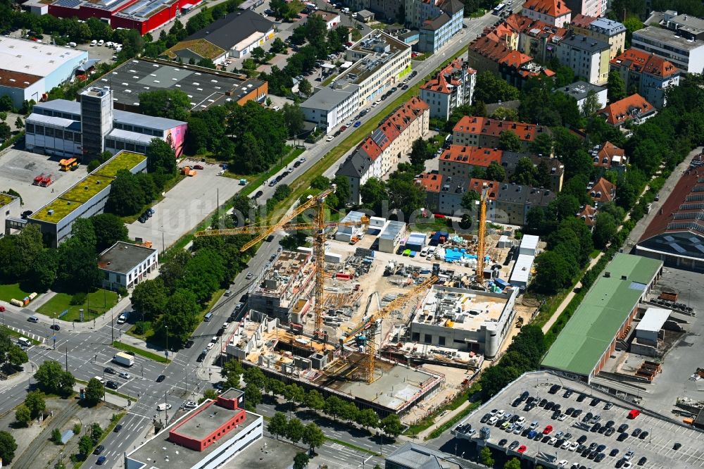 Luftbild München - Baustelle zum Neubau des Schulgebäudes an der Boschetsrieder Straße Ecke Aidenbachstraße im Ortsteil Obersendling in München im Bundesland Bayern, Deutschland