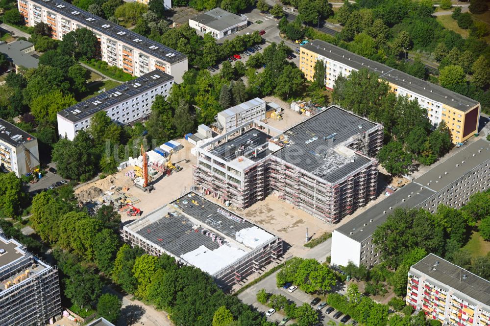 Berlin von oben - Baustelle zum Neubau des Schulgebäudes Ernst-Ludwig-Heim-Grundschule in Berlin, Deutschland