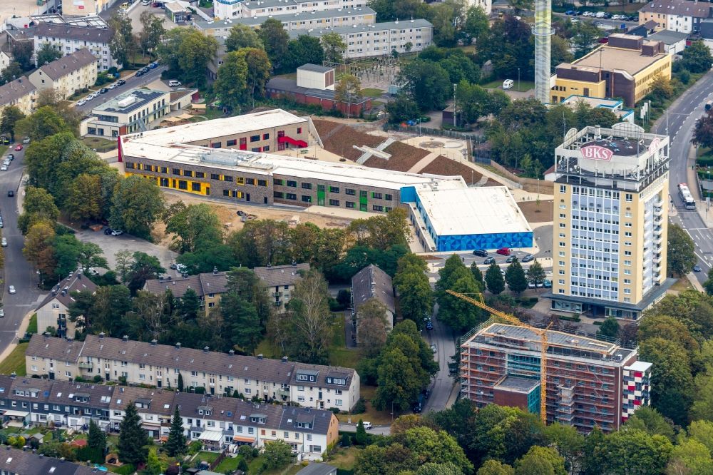 Velbert von oben - Baustelle zum Neubau des Schulgebäudes an der Kastanienallee in Velbert im Bundesland Nordrhein-Westfalen, Deutschland