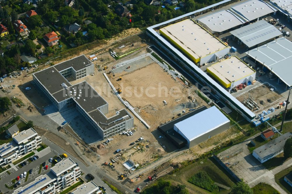 Berlin von oben - Baustelle zum Neubau des Schulgebäudes in Mahlsdorf in Berlin, Deutschland